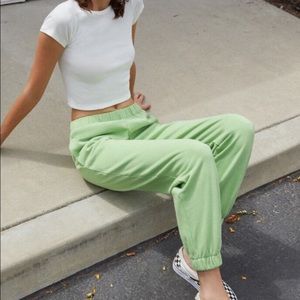 brandy melville lime green rosa sweatpants
